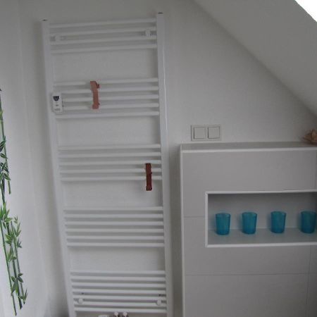 Moeblierte Dachgeschosswohnung In Ruhiger Lage Zu Vermieten Wetzlar Extérieur photo